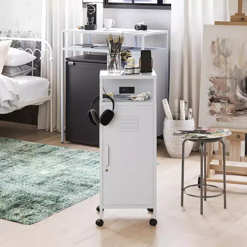 Carrello portaoggetti su rotelle in metallo stile armadietto – Ruote bloccabili, porte USB, acciaio verniciato a polvere