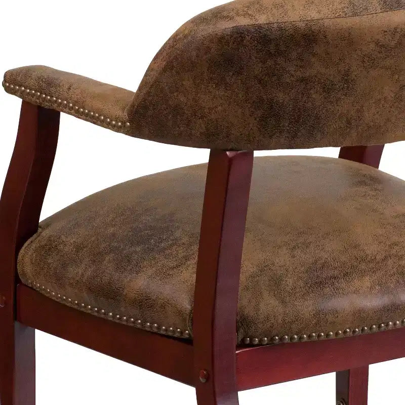 Sedia da conferenza tradizionale con bordo borchiato e rotelle – Vinile, struttura in legno massello, 113 kg