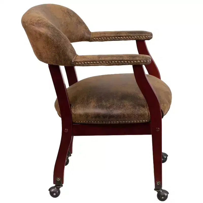 Sedia da conferenza tradizionale con bordo borchiato e rotelle – Vinile, struttura in legno massello, 113 kg