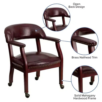 Sedia da conferenza tradizionale con bordo borchiato e rotelle – Vinile, struttura in legno massello, 113 kg
