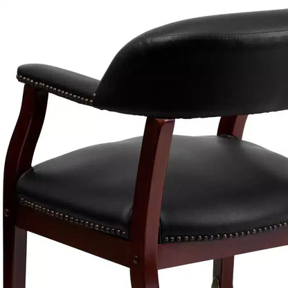 Sedia da conferenza tradizionale con bordo borchiato e rotelle – Vinile, struttura in legno massello, 113 kg